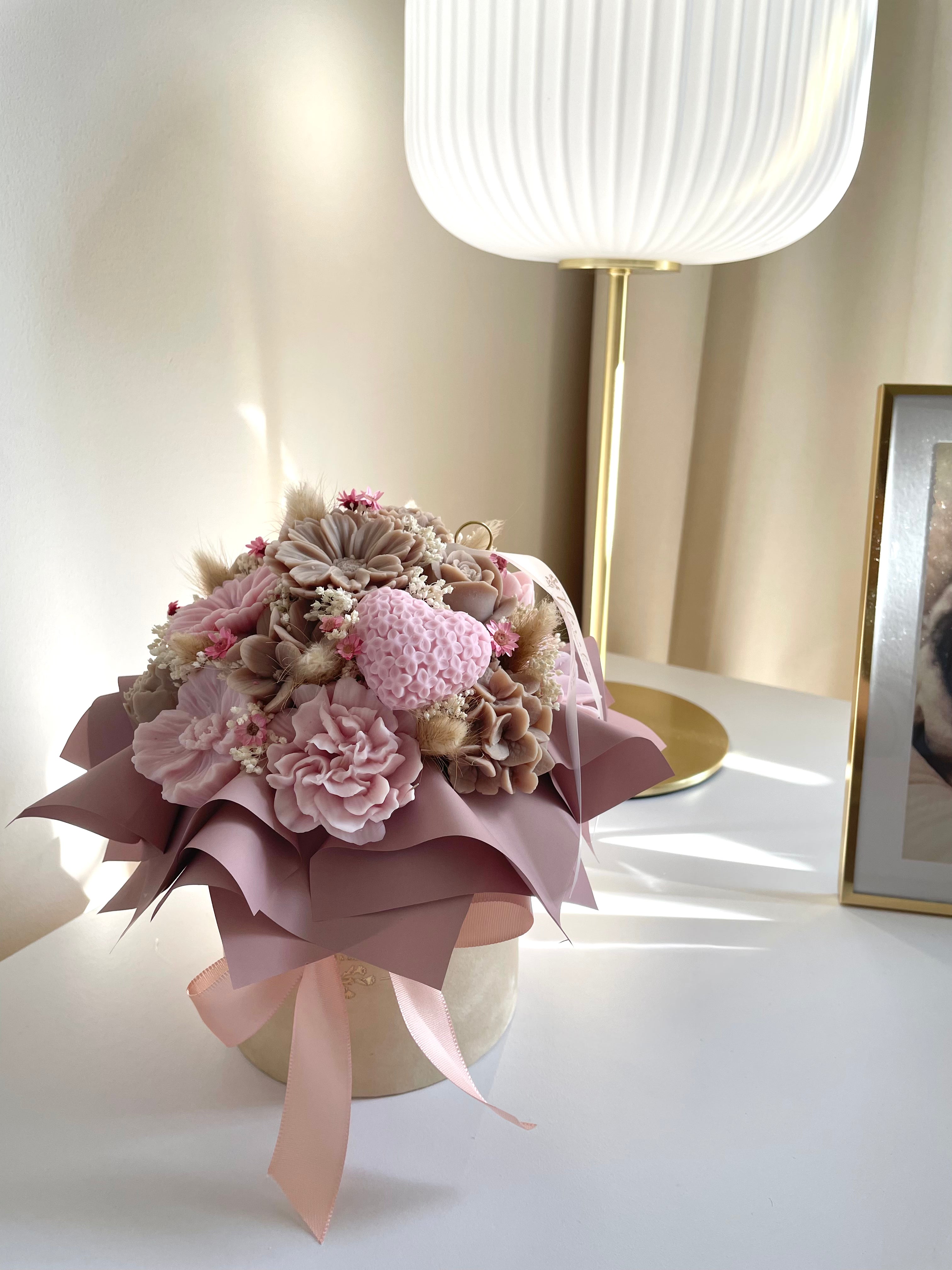 Flowerbox Creme ROSA BRAUN