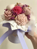 Edles Farbspiel - Flowerbox in zartem Lila mit HIMBEER ALTROSA & CREME