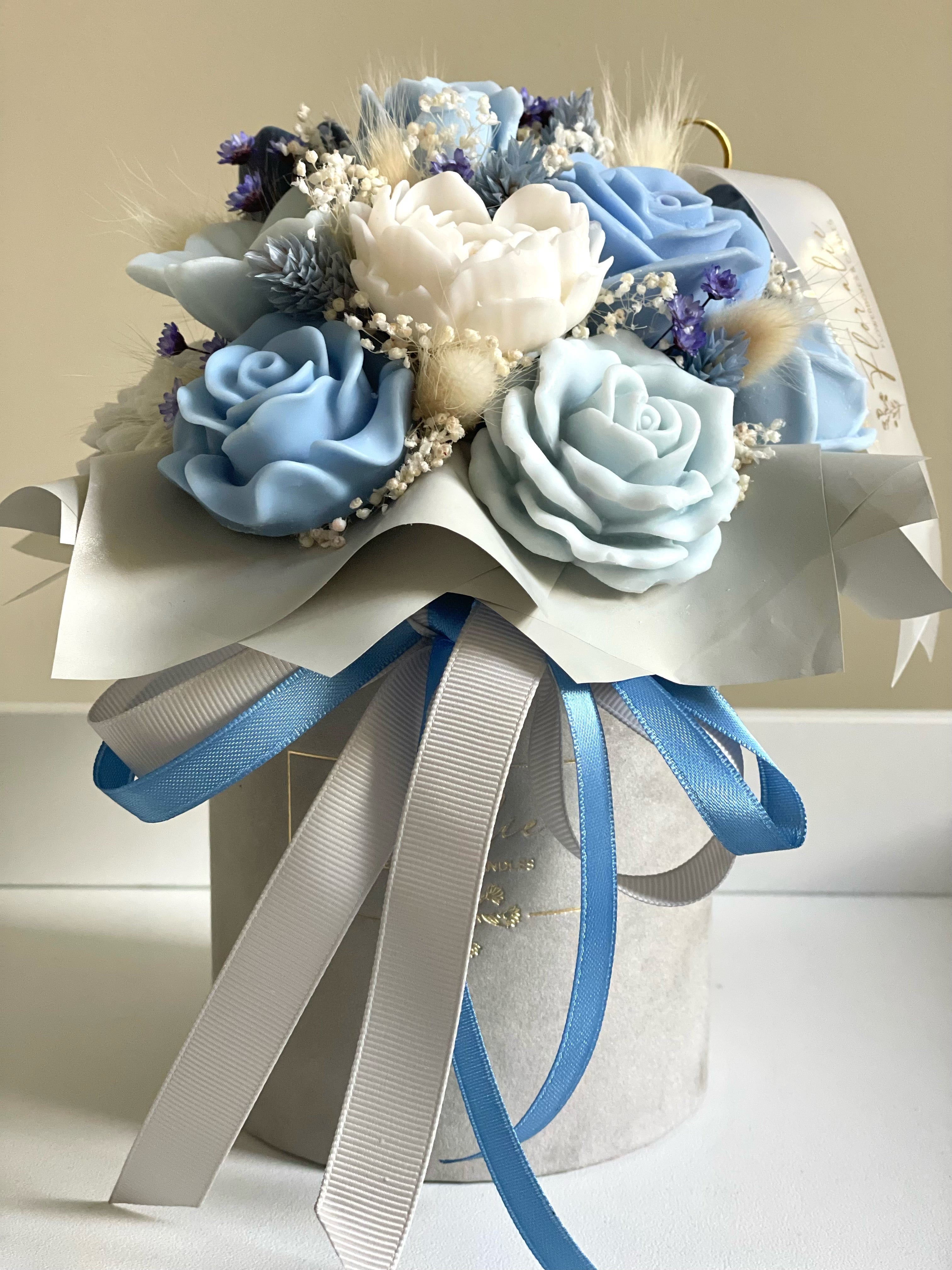 Wunderschöne Flowerbox - Grau trifft auf Soft Blue & Creme