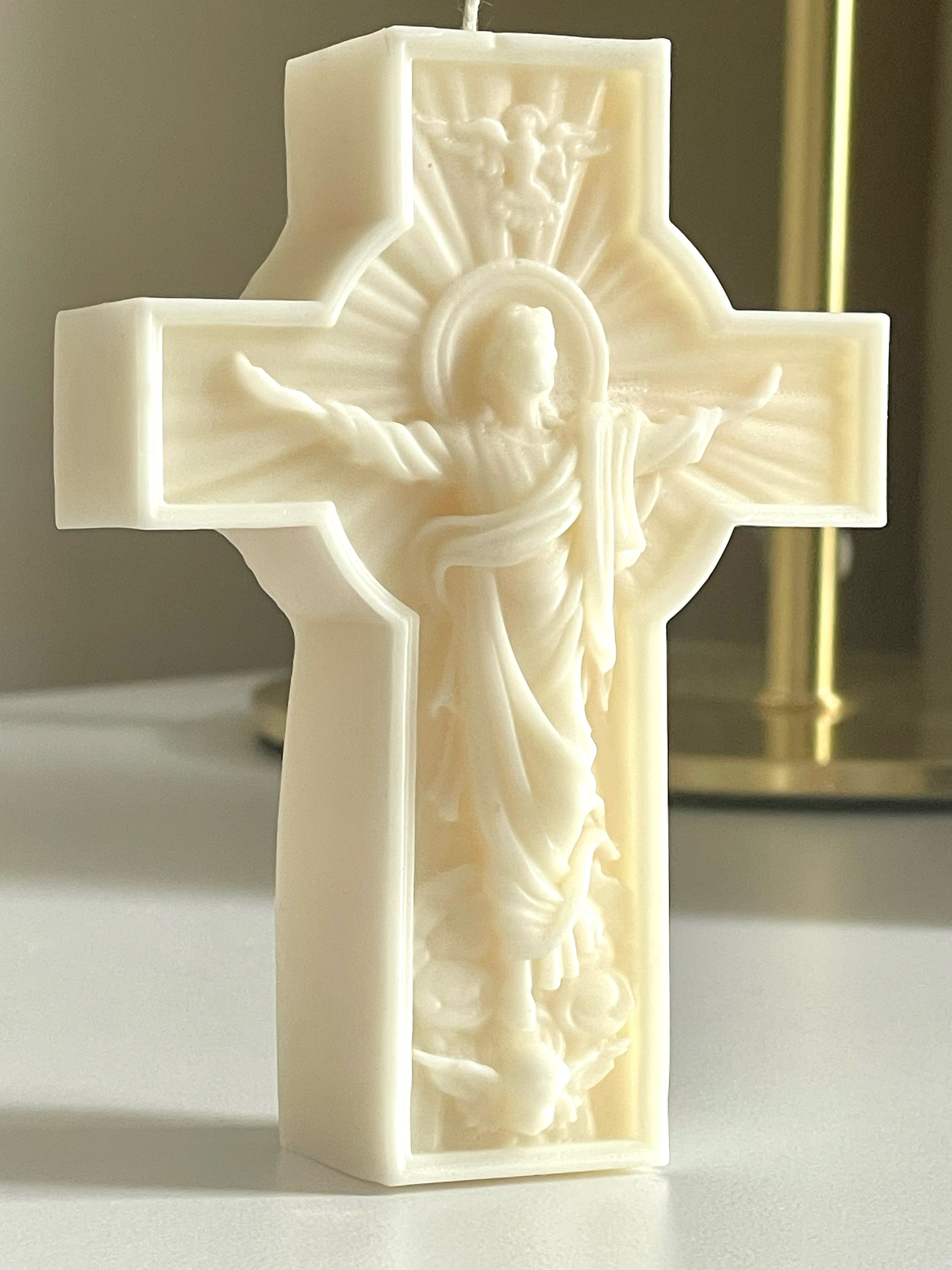 Jesus am Kreuz Kerze