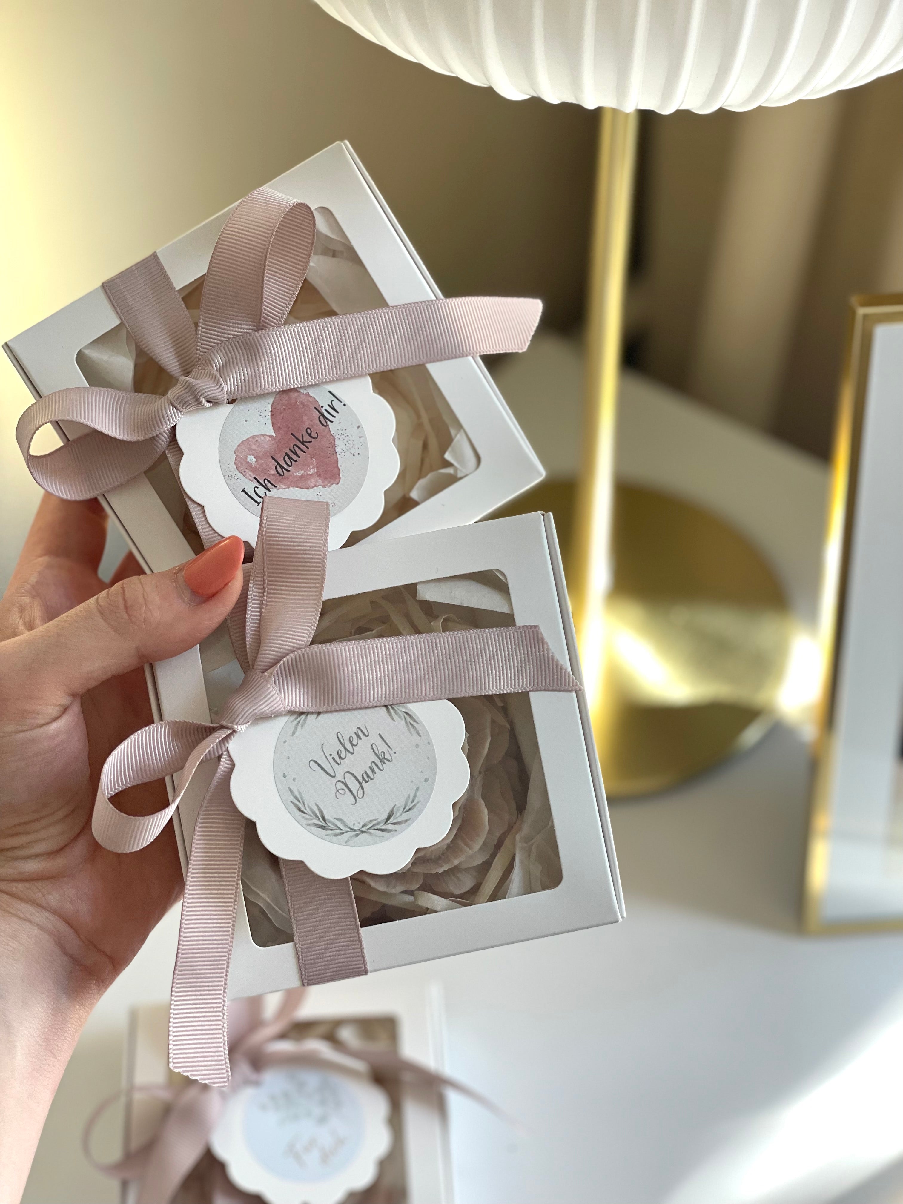 Edle Pfingstrose in Premium-Box