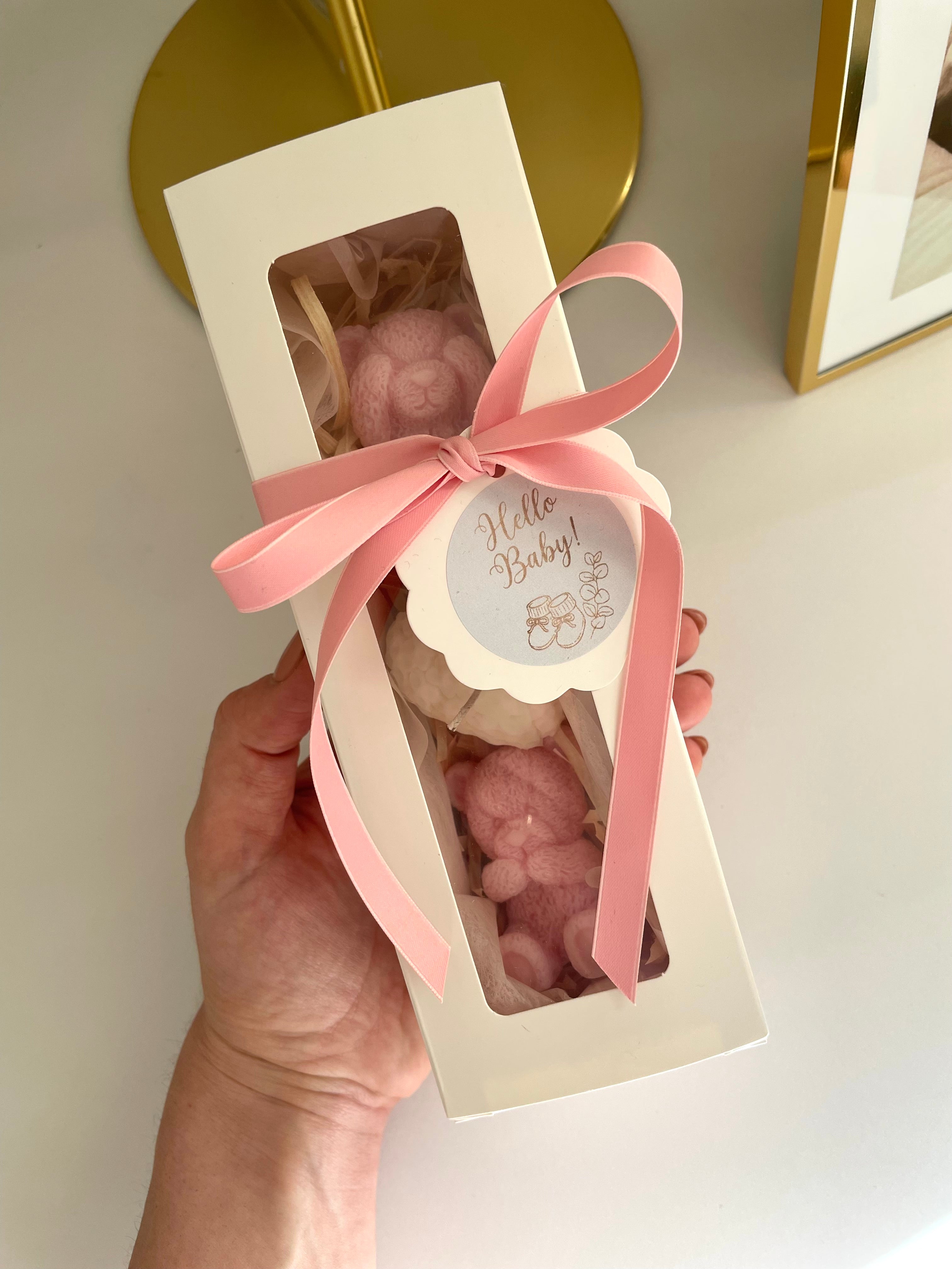 Zauberhafte "Hello Baby"- Geschenkbox