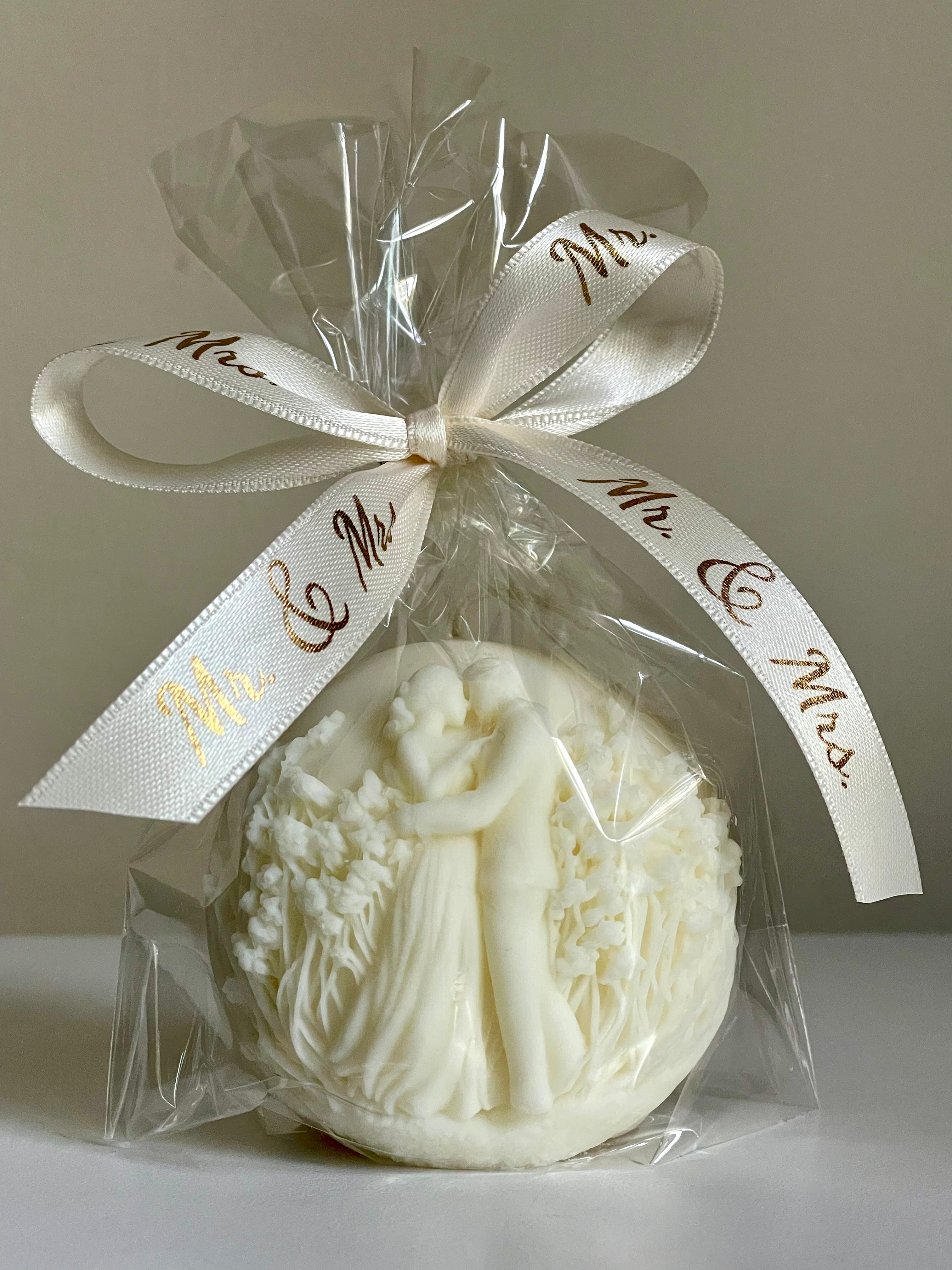 Liebespaar Kugelkerze - Geschenk zur Hochzeit