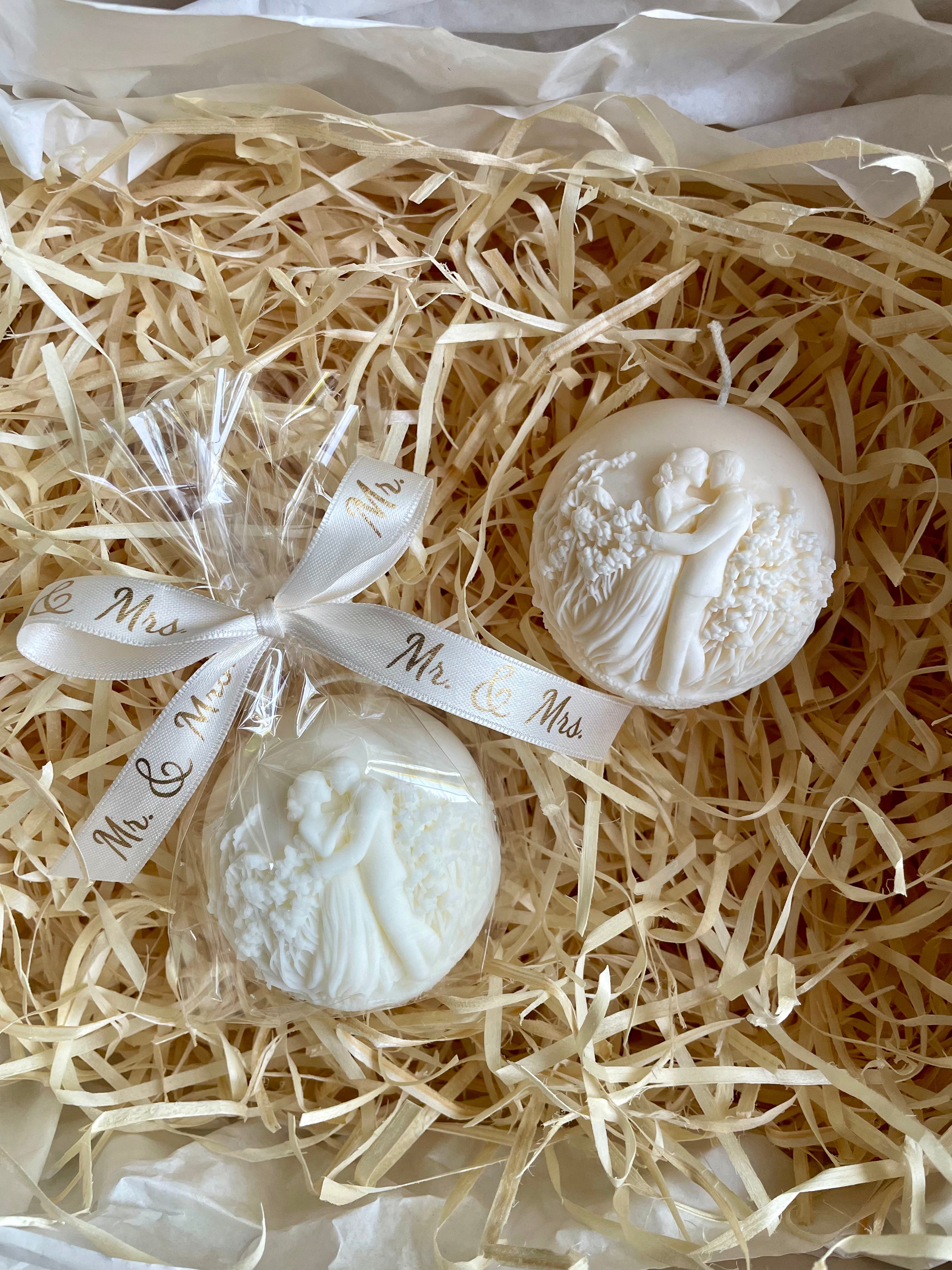 Liebespaar Kugelkerze - Geschenk zur Hochzeit